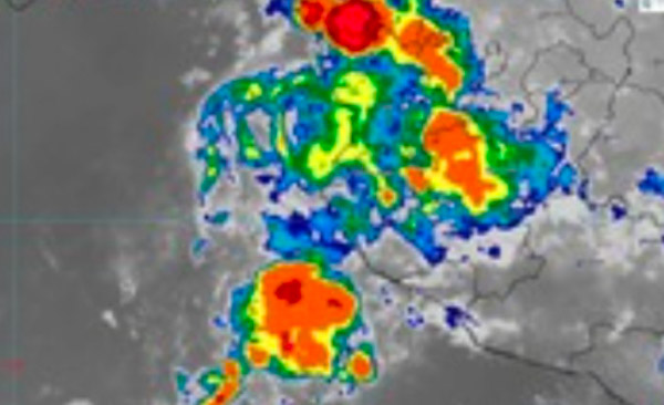 Esperan lluvias puntuales fuertes, este día