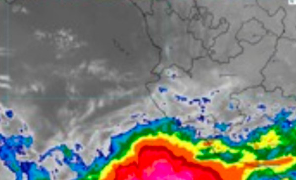 Posible ciclón y remanente de John, dejará Lluvias fuertes este día.
