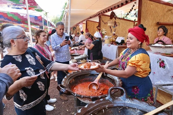 Cocineras tradicionales presumirán Michoacán en Foro Mundial de Gastronomía en Italia