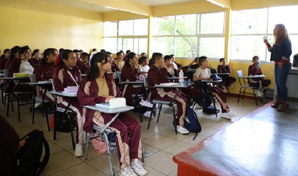 SEE alista nueva asignación de horas a docentes
