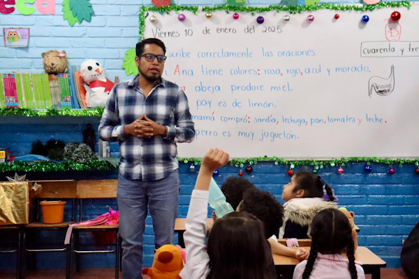 50 mil docentes regresan a las aulas; nutrirán Atlas Pedagógico