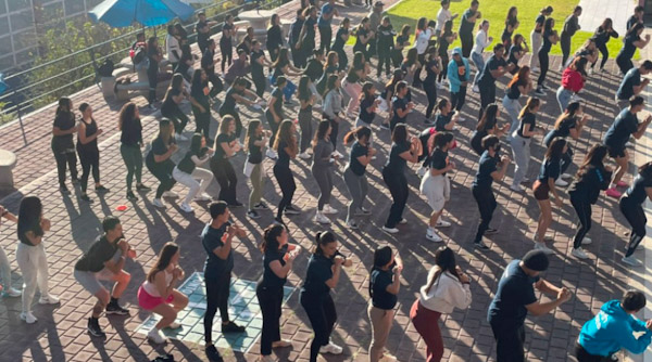 Celebra UNIVA día del nutriólogo con activación física
