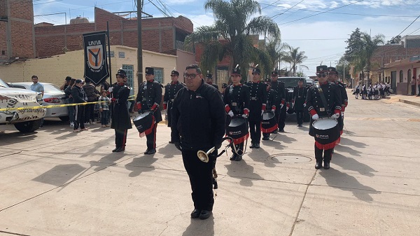 Banda de guerra de UNIVA presente en fiestas patronales de Jesús María, Jalisco