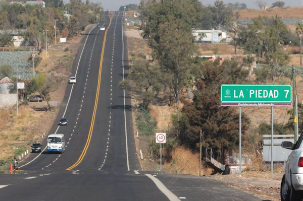 Inauguran rehabilitación carretera La Piedad-Numarán
