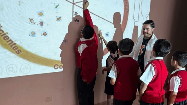 Promueve UNIVA hábitos saludables en niños de primaria