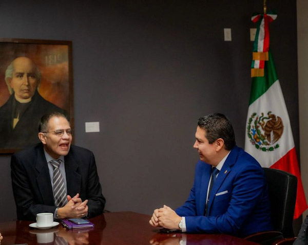 Presidente de La Piedad visita consulado mexicano en Chicago