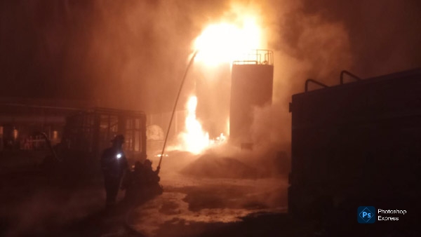 Controlado incendio de destiladora en Tancítaro