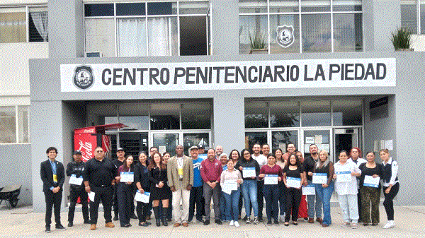 Ofrece UNIVA conferencia a personal de CERESO La Piedad
