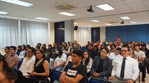 UNIVA La Piedad celebra el Día del Abogado con reconocimientos y conferencias