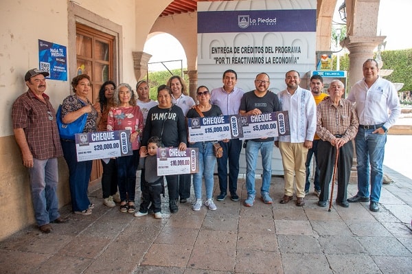 Continúa programa municipal de créditos para reactivar economía