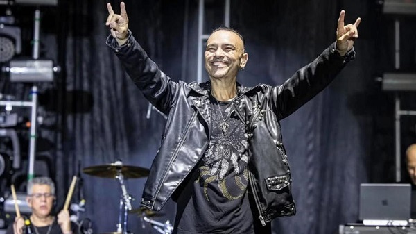 Médicos desahucian a vocalista de Coda