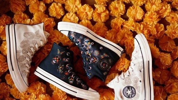 Converse rinde homenaje a la Noche de Muertos