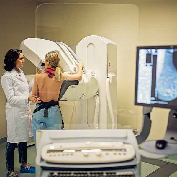 Fortalecen lucha contra el cáncer de mama