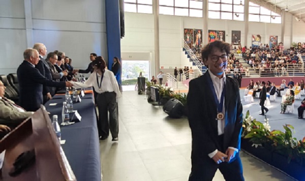 Entregan medalla de Honor al Mérito en el marco de la Semana UNIVA