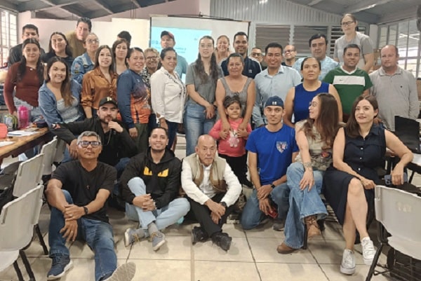 Alumnos de Psicología imparten taller sobre manejo del estrés y bienestar emocional en Degollado