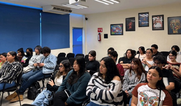 Impulsan proyección profesional con el panel “De la idea al proyecto”