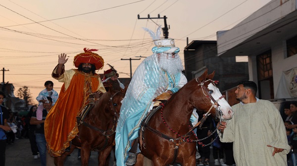 Realizan con éxito la 22.ª Cabalgata de Reyes Magos 2026