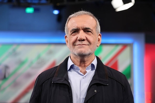 Presidente de Irán ofrece disculpas a países del Golfo