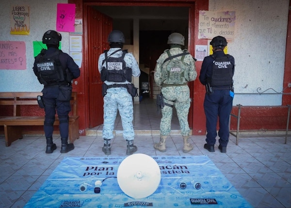 Retiran cámaras de video vigilancia clandestinas en Tangamandapio