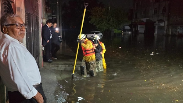 Atienden afectaciones por tormenta eléctrica en Morelia