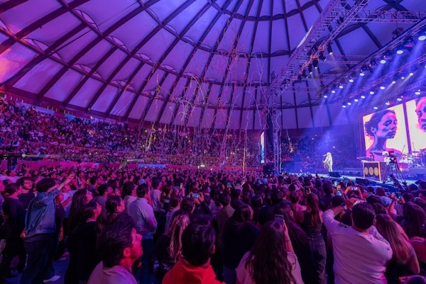 Jesse & Joy conquistaron el corazón de Michoacán en el Jalo Futbolero