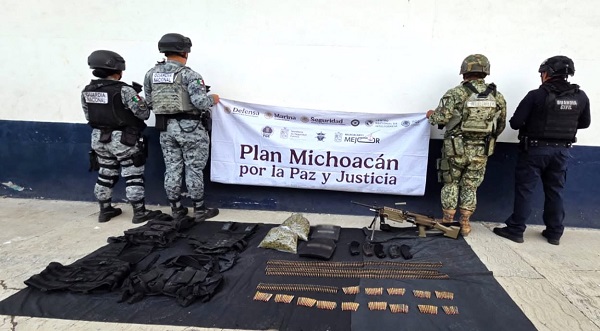Operativo conjunto en La Piedad deja 11 detenidos, armas de alto poder, droga y equipo táctico asegurados