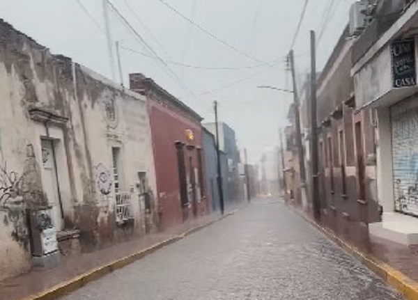Alertan que El Niño podría alcanzar intensidad histórica y agravar los fenómenos climáticos extremos