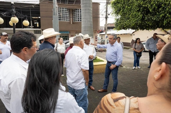 Raúl Morón plantea fortalecer al campo michoacano y mejorar condiciones para productores